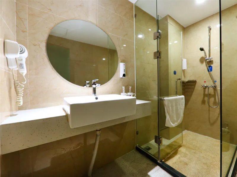 Hanting Hotel Chongqing North Railway Station Екстер'єр фото